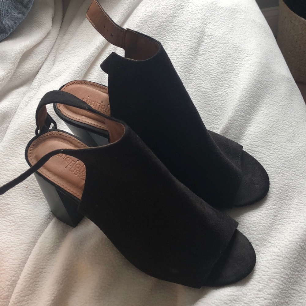 Black strapping heels